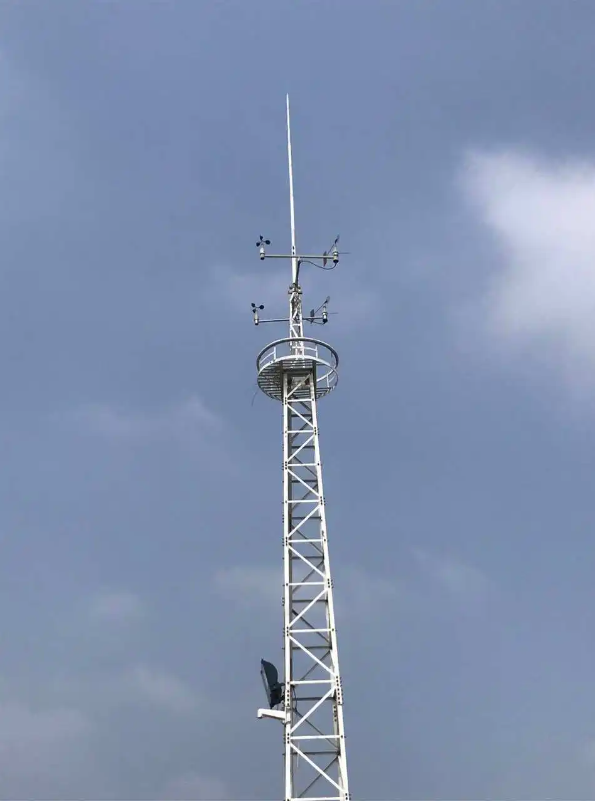 ¿Qué es una torre de vigilancia meteorológica?