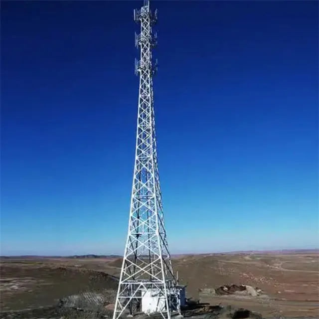 Las torres de comunicación son instalaciones clave que admiten la transmisión de señales