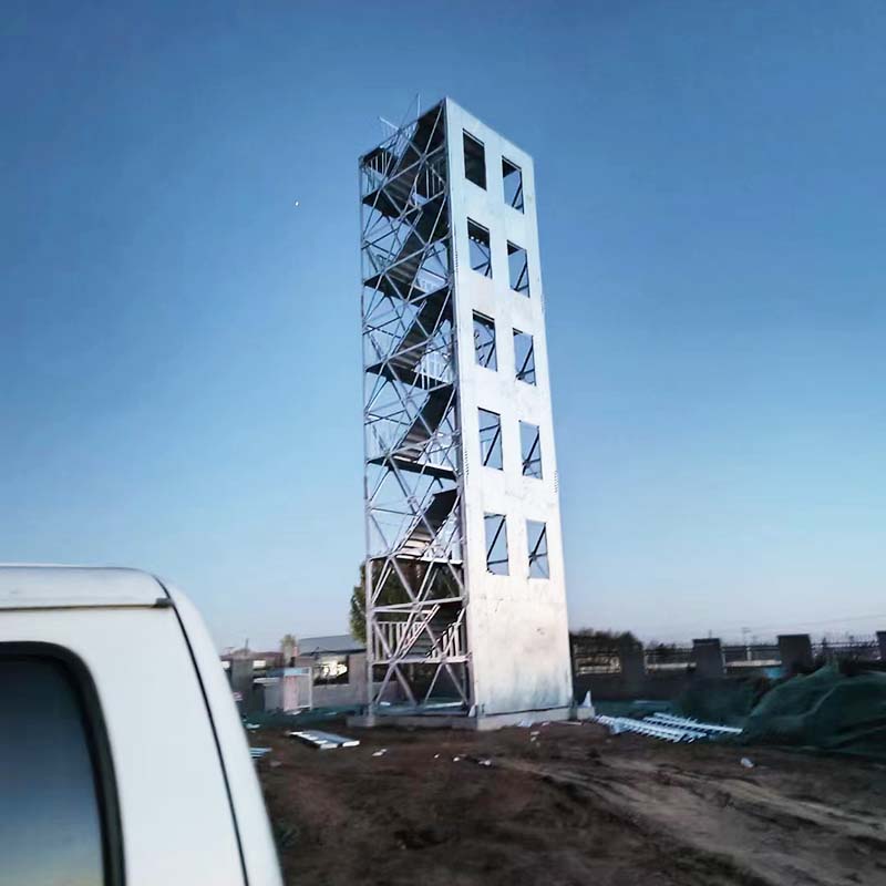 Torre de entrenamiento de escalada